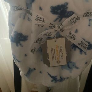 Baby boy blue and white blanket from buy buy baby
